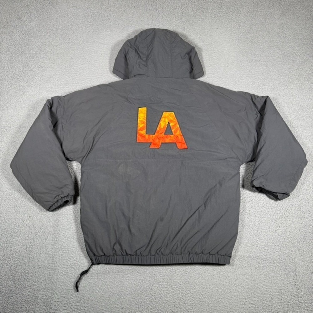 Legends Jacket Mens Small Gray Pullover Hooded Softshell Kangaroo Pocket Logo‎